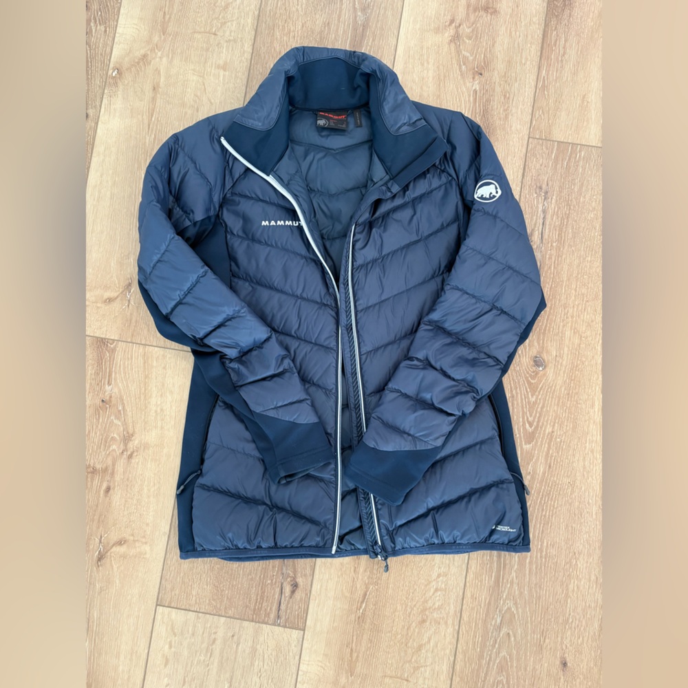Mammut Dark Blue Puffer Jacket